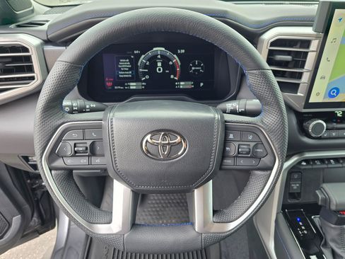 Used 2025 Toyota Tundra Platinum AWD/4WD image 16