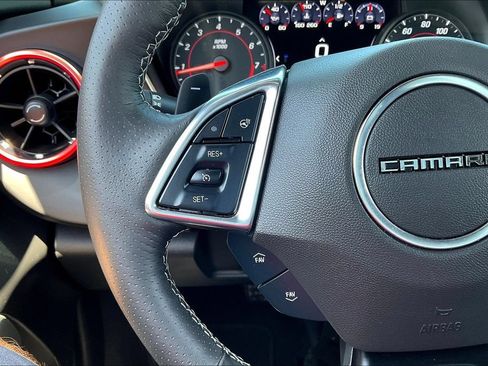 Used 2024 Chevrolet Camaro LT RWD image 10