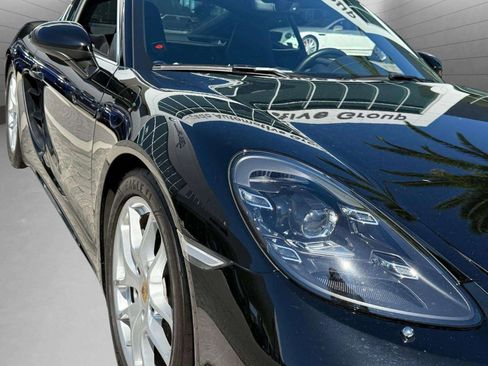 Used 2024 Porsche 718 Cayman w/ Sport Chrono Package image 30