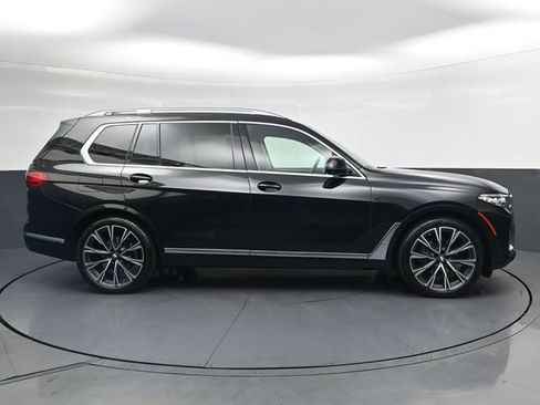 Used 2021 BMW X7 xDrive40i w/ Premium Package AWD/4WD image 3