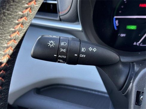 Used 2022 Toyota Sienna XSE image 27