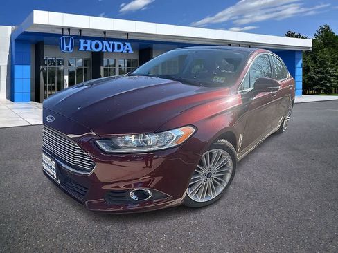 Used 2015 Ford Fusion SE w/ Equipment Group 202A image 1