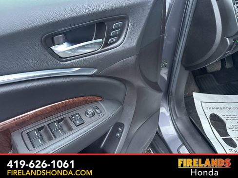 Used 2020 Acura MDX SH-AWD image 11