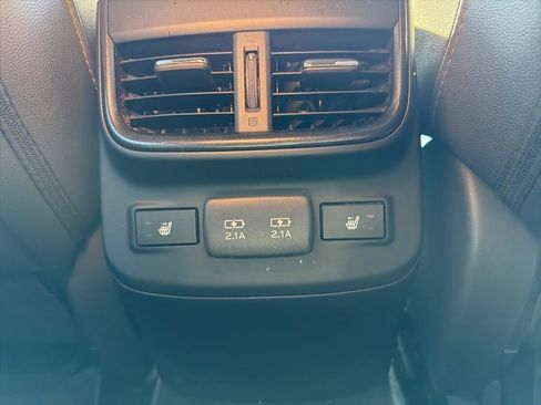 Used 2022 Subaru Outback Wilderness AWD/4WD image 7