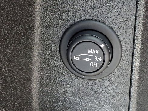 Certified 2023 Chevrolet Equinox LT AWD/4WD image 26