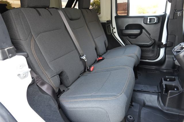 Used 2025 Jeep Wrangler Unlimited Sport AWD/4WD image 15