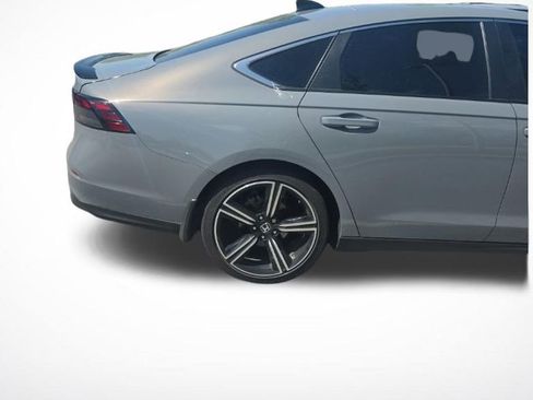 Used 2023 Honda Accord Sport image 6