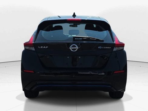 Used 2022 Nissan Leaf S FWD image 7