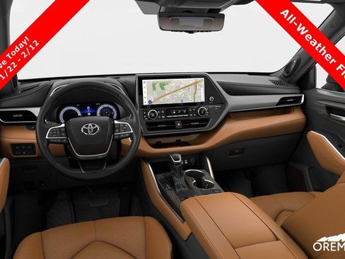 New 2026 Toyota Highlander Platinum image 5