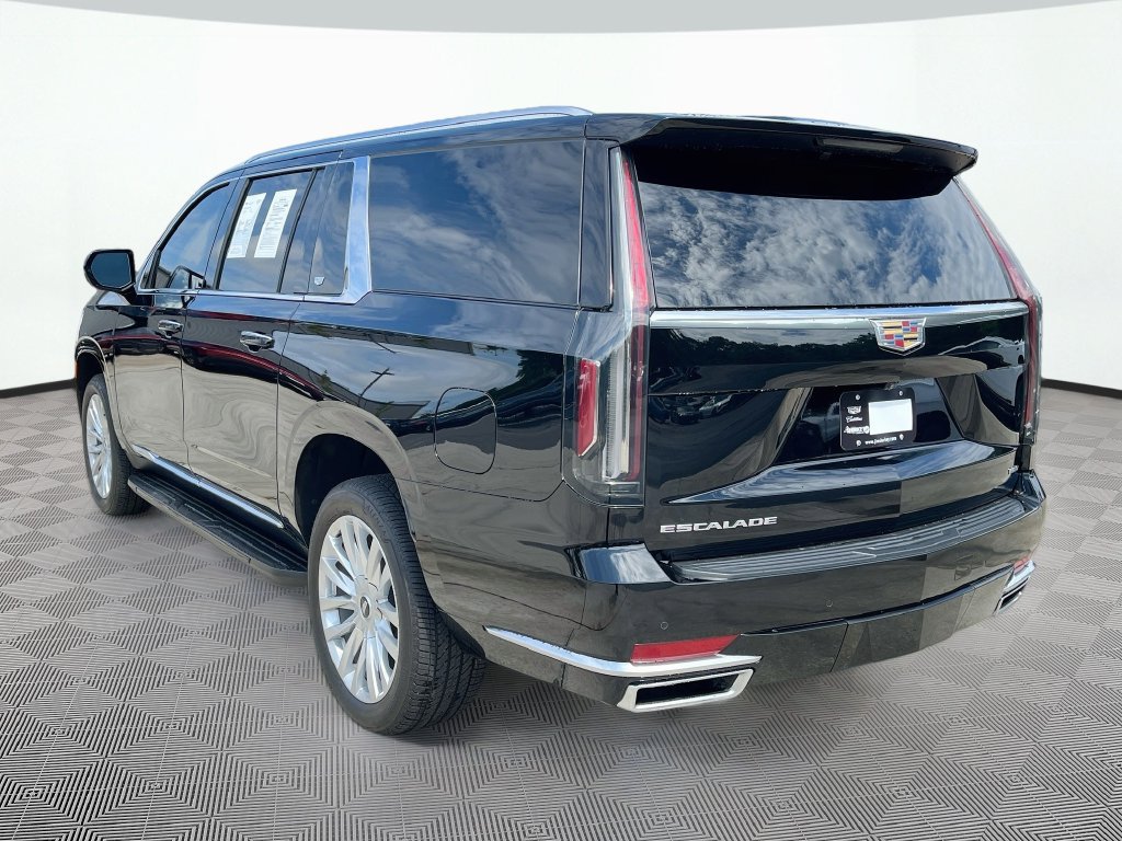 Used 2023 Cadillac Escalade ESV Luxury RWD image 8