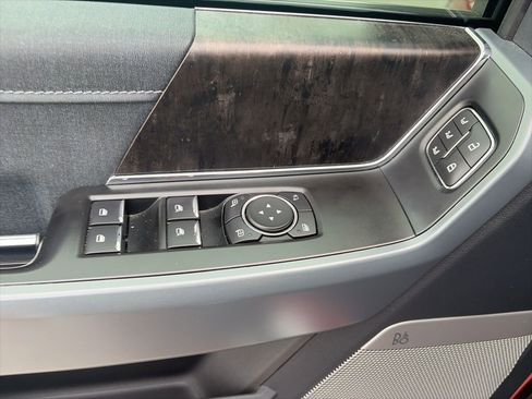 Used 2022 Ford F150 Lariat AWD/4WD image 21
