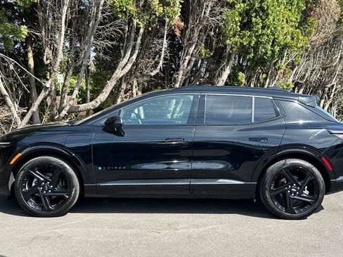 Used 2025 Chevrolet Equinox EV RS image 7