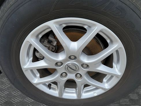 Certified 2023 Chrysler Pacifica Touring-L image 18