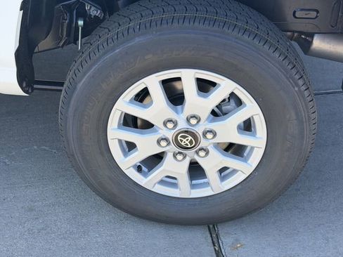 Used 2026 Toyota Tacoma SR5 image 8