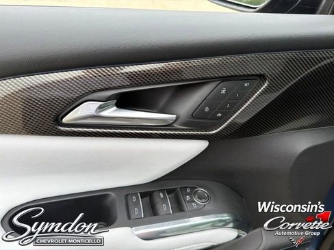 Used 2026 Chevrolet Traverse High Country w/ LPO, Floor Liner Package AWD/4WD image 16