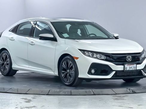Used 2019 Honda Civic EX-L image 9