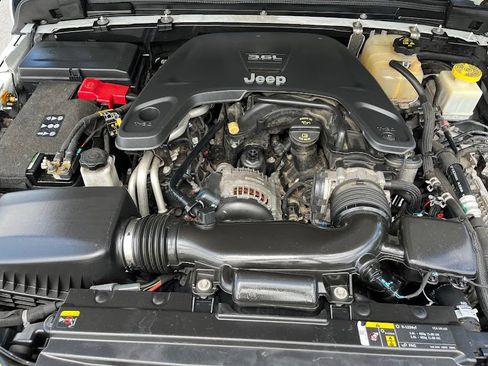 Used 2020 Jeep Gladiator Mojave AWD/4WD image 28