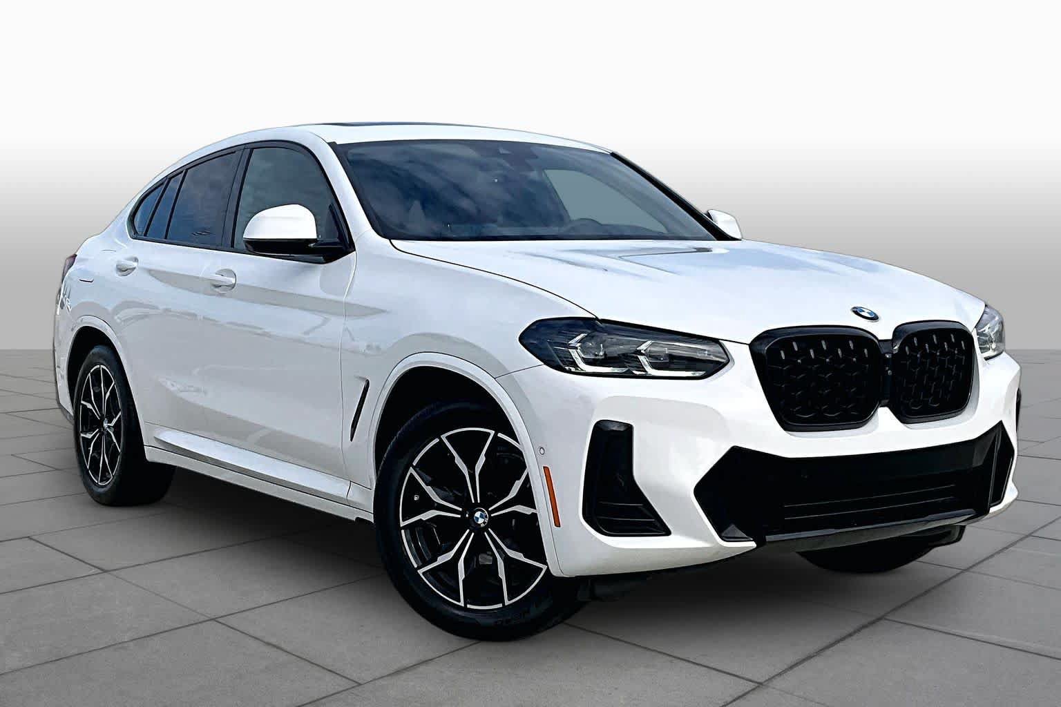Used 2024 BMW X4 xDrive30i w/ Premium Package AWD/4WD image 2