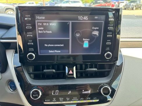 Used 2020 Toyota Corolla LE FWD image 10