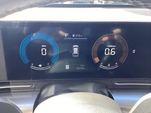 Used 2024 Hyundai Kona SEL AWD/4WD image 14