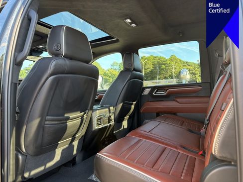 Used 2024 GMC Sierra 2500 Denali Ultimate AWD/4WD image 11