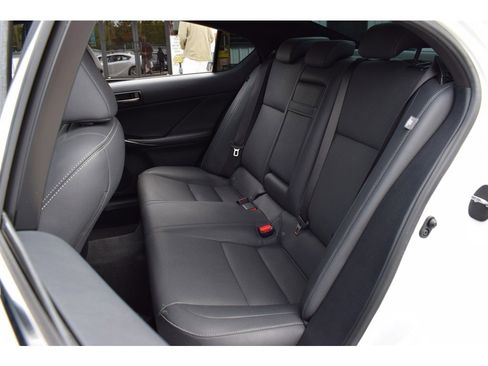 Used 2021 Lexus IS 300 w/ Comfort Package image 12