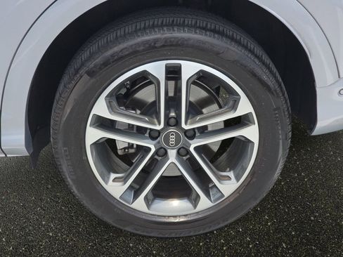 Certified 2025 Audi Q5 Premium w/ Convenience Package AWD/4WD image 27