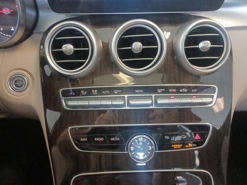 Used 2020 Mercedes-Benz C 300 Sedan image 28
