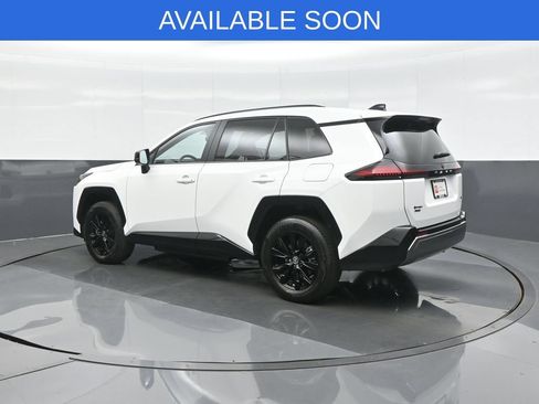 Certified 2026 Toyota RAV4 SE AWD/4WD image 5