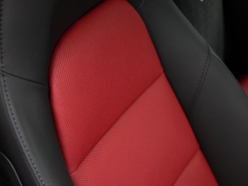 Used 2025 Porsche 718 Cayman image 10