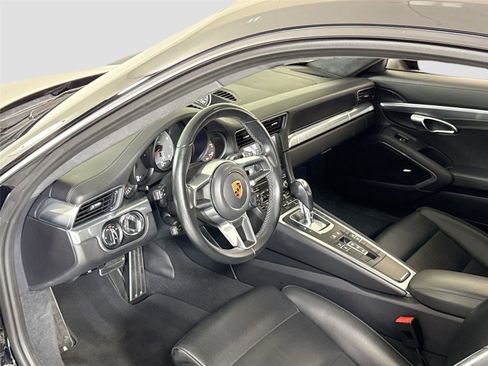 Used 2019 Porsche 911 Carrera S RWD image 15