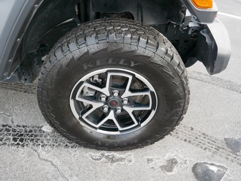 Used 2024 Jeep Wrangler Unlimited Rubicon image 15