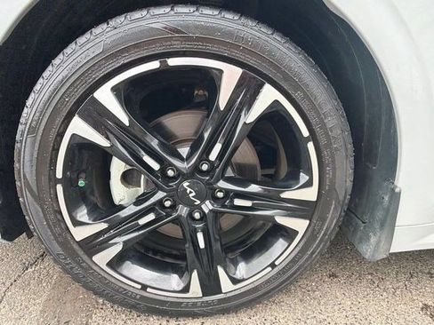 Used 2024 Kia K5 GT-Line w/ GT-Line Premium Package FWD image 17