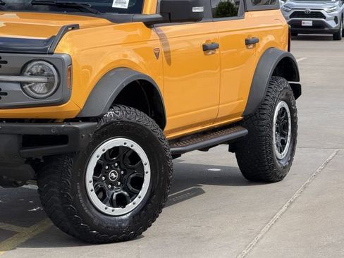 Used 2021 Ford Bronco Badlands AWD/4WD image 3