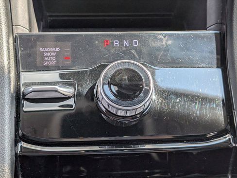 Used 2023 Jeep Grand Cherokee Limited AWD/4WD image 27