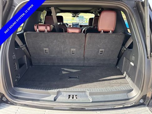 Used 2023 Ford Expedition Limited RWD image 11