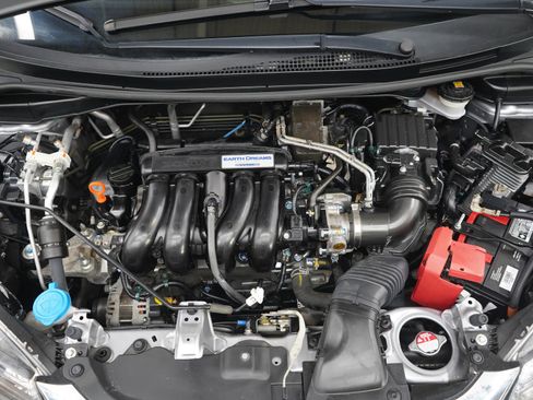 Used 2020 Honda Fit LX image 29