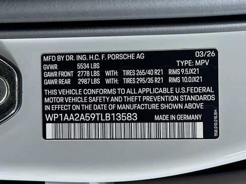 New 2026 Porsche Macan AWD/4WD image 33