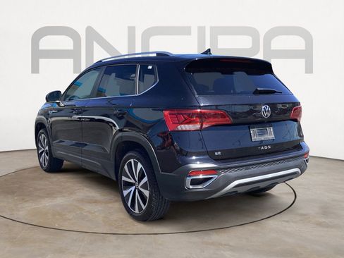 Used 2024 Volkswagen Taos SE image 12