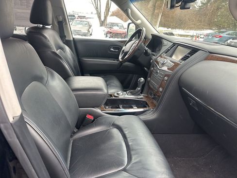 Used 2017 INFINITI QX80 4WD w/ Driver Assistance Package image 5