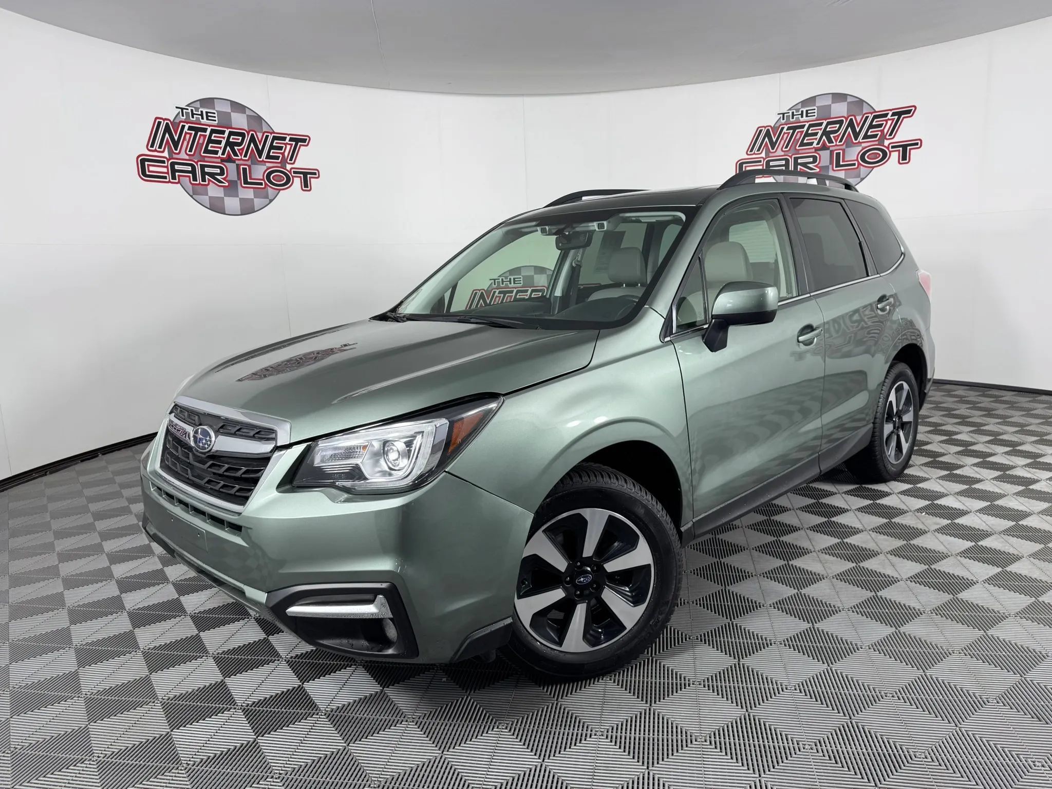 Used 2018 Subaru Forester 2.5i Limited AWD/4WD image 1