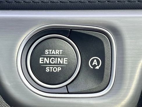Certified 2022 Mercedes-Benz G 63 AMG 4MATIC image 36