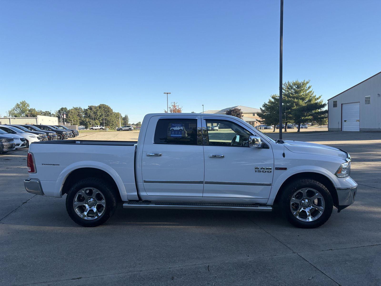 Used 2016 RAM 1500 Laramie w/ Convenience Group AWD/4WD image 24