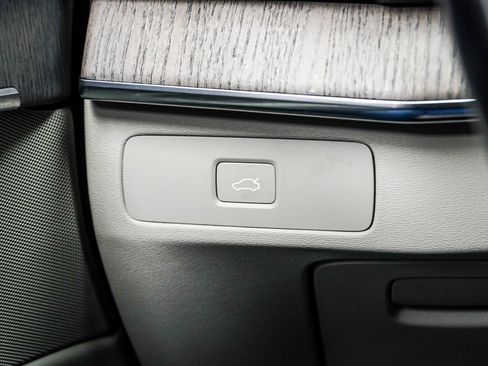 Used 2023 Volvo XC90 B6 Plus w/ Protection Package Premier image 27