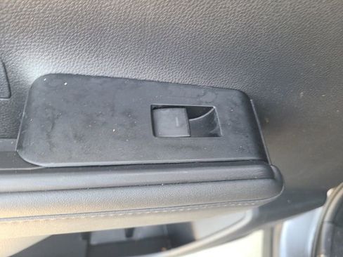 Used 2023 Toyota Highlander XSE image 16