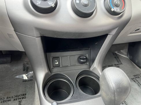 Used 2007 Toyota RAV4 2WD V6 image 17