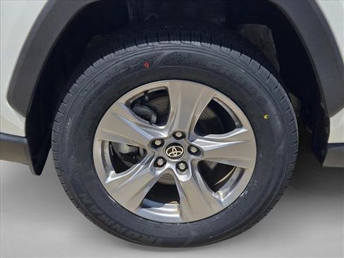 Used 2024 Toyota RAV4 XLE w/ Weather Package AWD/4WD image 20