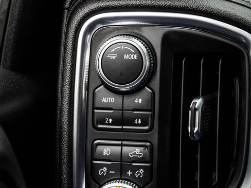 Used 2021 GMC Sierra 1500 Denali w/ Denali Ultimate Package AWD/4WD image 34