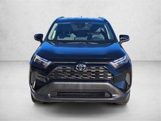 Used 2025 Toyota RAV4 XLE video 2