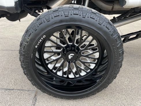 Used 2020 Ford F250 Platinum w/ FX4 Off-Road Package image 14